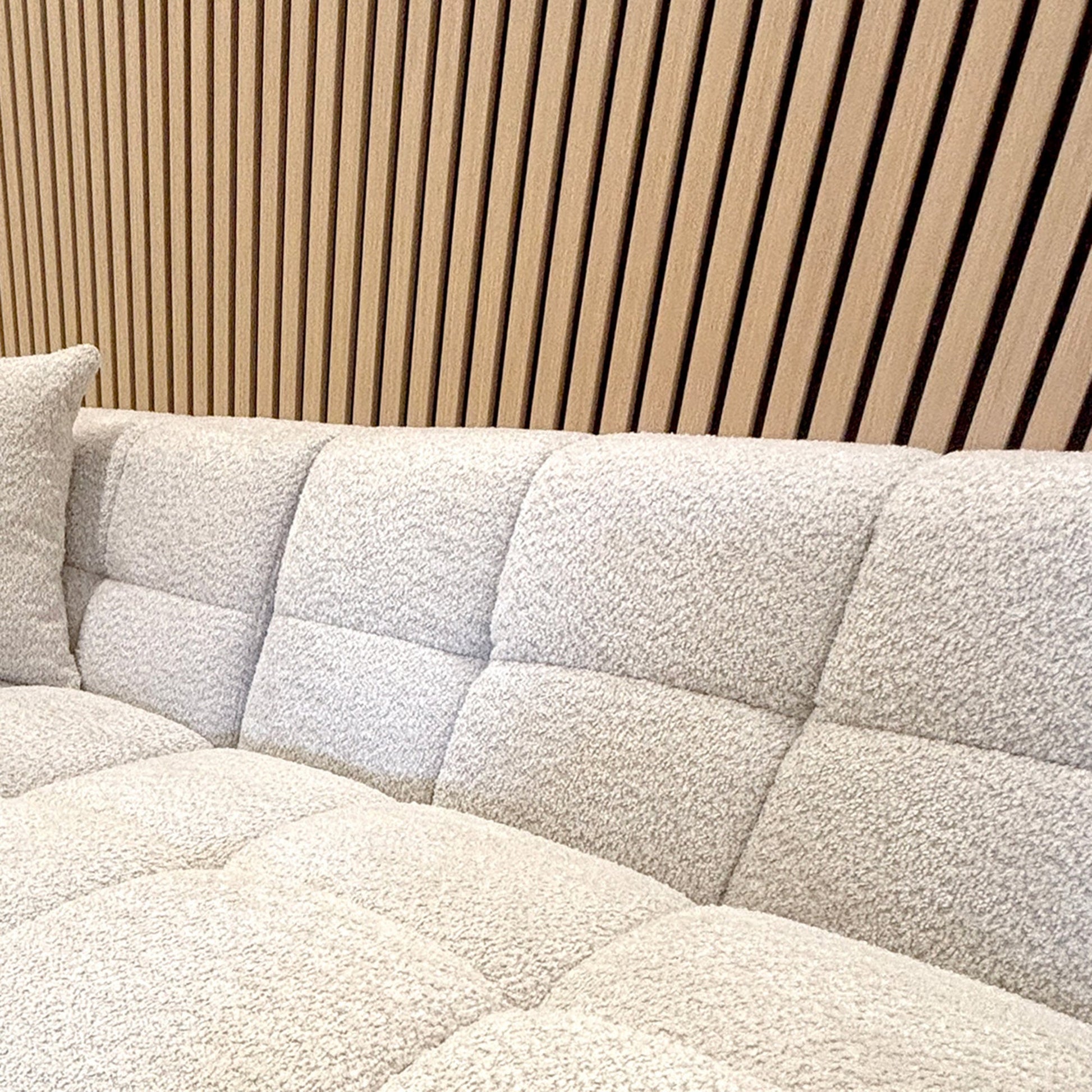 Deluxe Acoustic Slatted Wall Panels 240 x 60cm - Light Oak