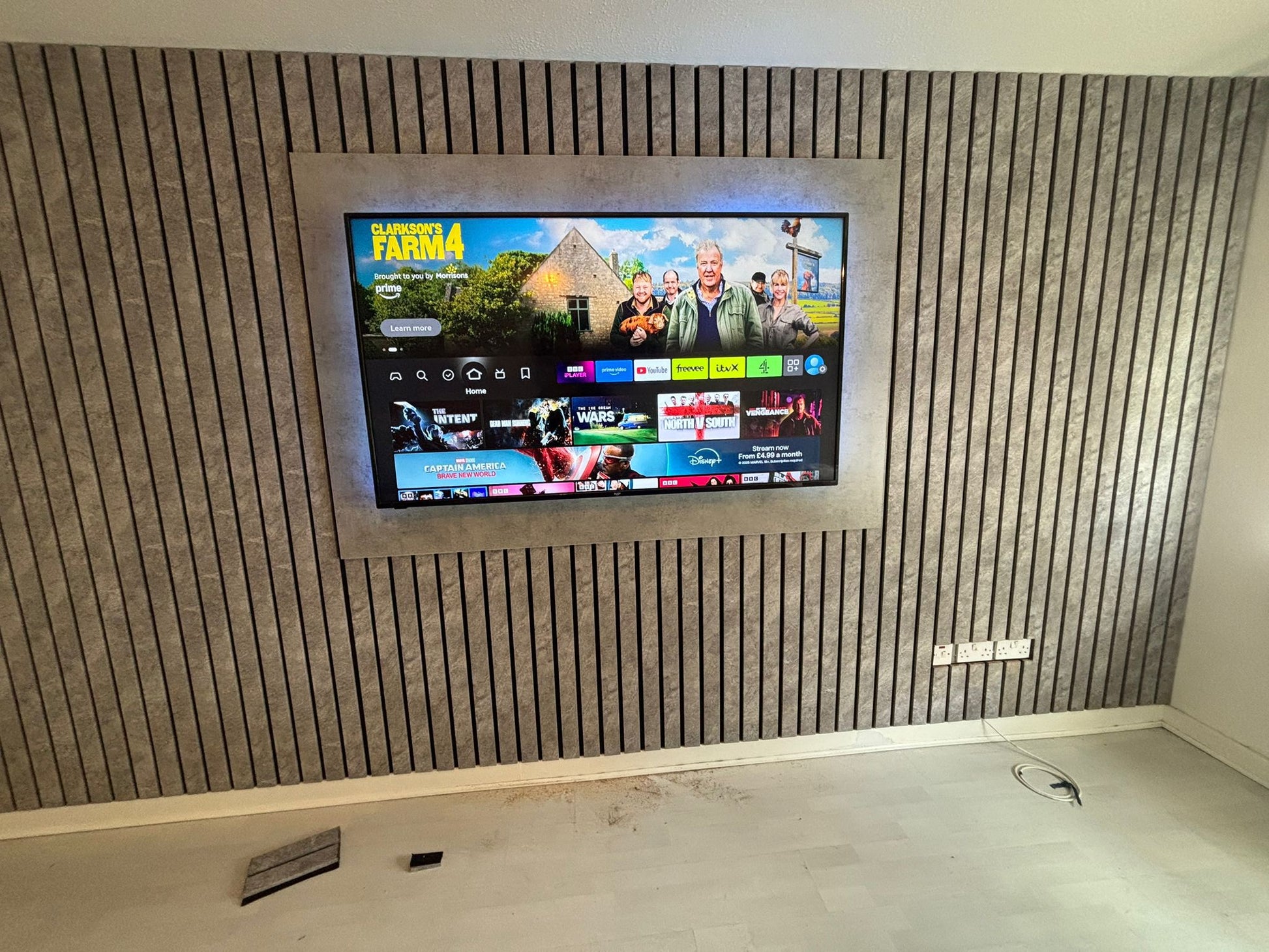 Bronze Media Wall Package