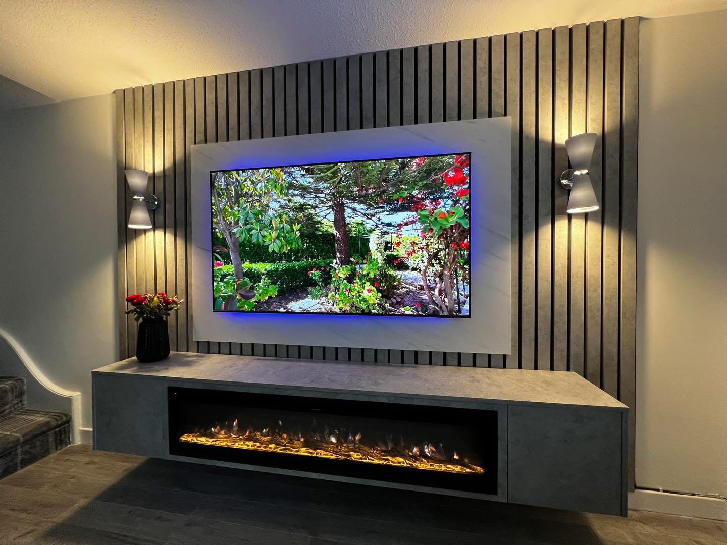 Deluxe Media Wall Package